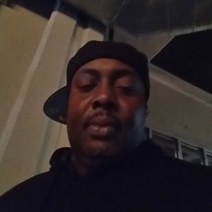 Meet your Posher, Clint